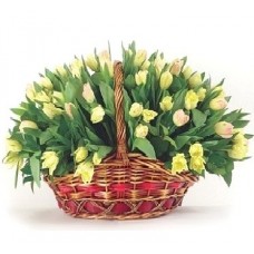 Тюльпаны в корзине "101 Колокольчик"