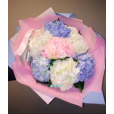 Гортензия розовая белая и голубая букет  "Жемчуг"