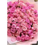 Букет из розовых кустовых Роз микс