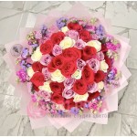 Букет из разноцветных Роз и Матиолы