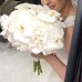 Букет невесты с Гортензией и белыми Орхидеями