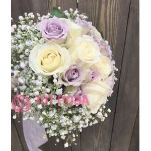 Букет невесты из сиреневых Роз и Гипсофилы