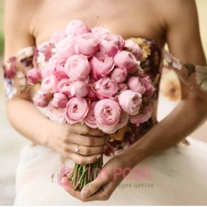Букет невесты из розовых Пионовидных Роз 